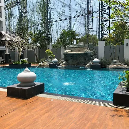 Na Lanna อพาร์ตโฮเทล Pattaya