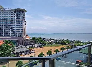 Tsix5 Quarter 5* Pattaya