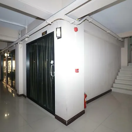 โรงแรม Kkinn South 2*
