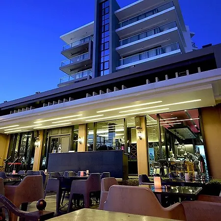 Hotel Tsix5 Quarter
