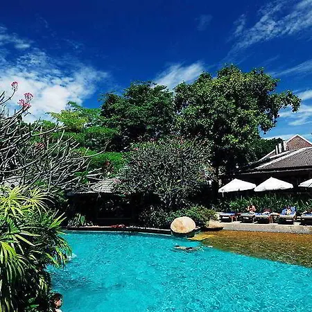 รีสอร์ท วู้ดแลนด์ โฮเต็ล แอนด์ 4*