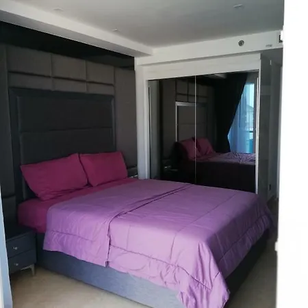 Centara Avenue 711 Pattaya