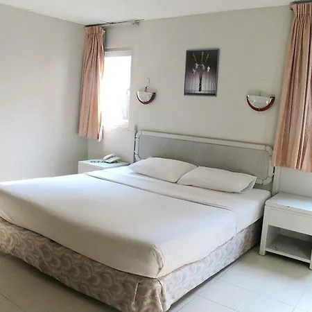 Diamond โรงแรม