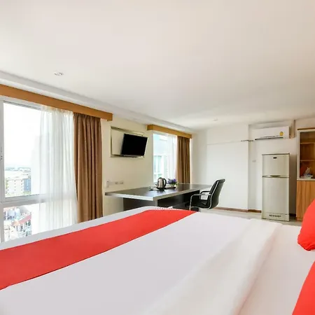 Hotel Oyo 143 Dday Resotel Pattaya