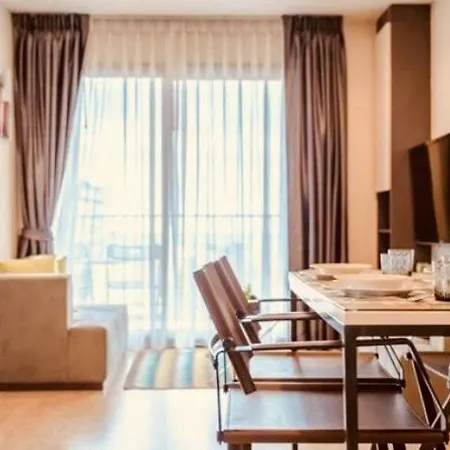 The Base Central อพาร์ตโฮเทล Pattaya
