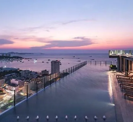 The Base Central อพาร์ตโฮเทล Pattaya