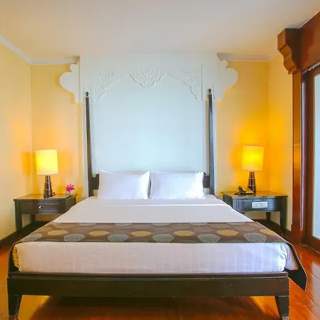 Long Garden & Pavilions 5*