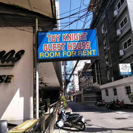 Tuy Knight บ้านพัก Pattaya