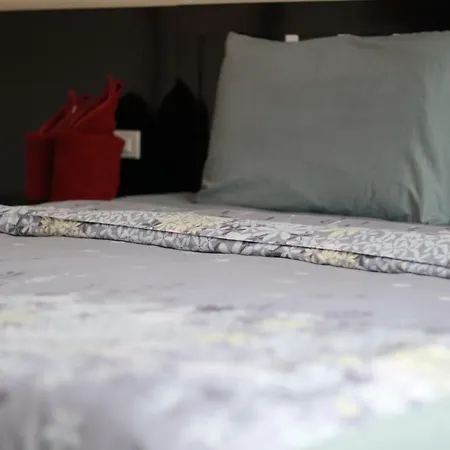 Pj Inn 2*