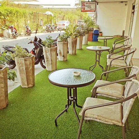 โรงแรม Skama Residency
