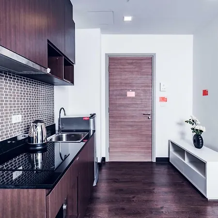 อพาร์ตโฮเทล Pattaya Posh Hotel 3*