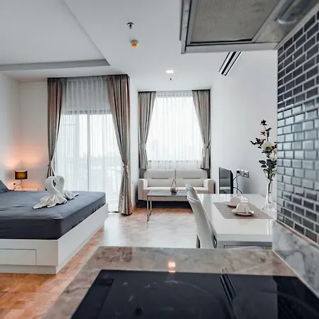 Pattaya Posh Hotel อพาร์ตโฮเทล 3*