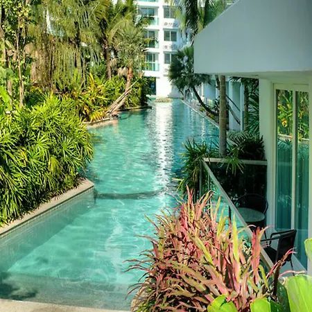 Amazon Jomtien อพาร์ทเม้น