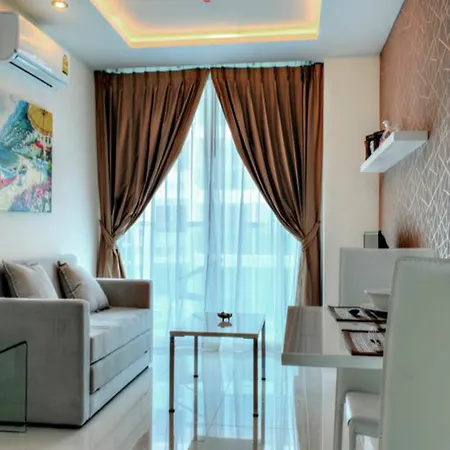 Amazon Jomtien อพาร์ทเม้น