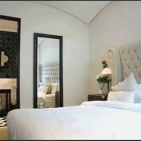 Venetian Signature Hotel 3*