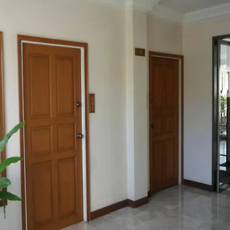 The Monaco Aparthotel 2*