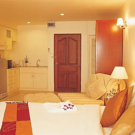 Lk Pavilion Executive Serviced โรงแรม 2*