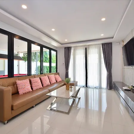 4bd Pool With Jacuzzi - Exquisite Pool A * Pattaya