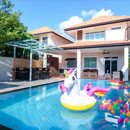 4bd Pool With Jacuzzi - Exquisite Pool A วิลล่า *