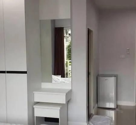 โอโย 75389 แพนโดร่า เฮาส์ 2*