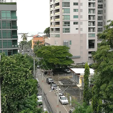 อพาร์ตโฮเทล ซอย 5 อพาร์ทเม้นท์ 2*