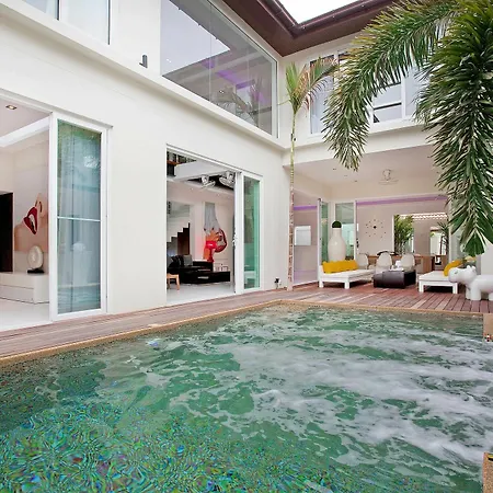 Classic Pratumnak Villa