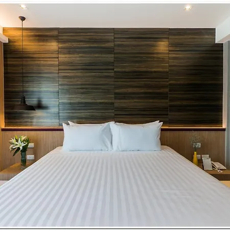 โรงแรม Sea Me Spring Tree (adults Only) 3*