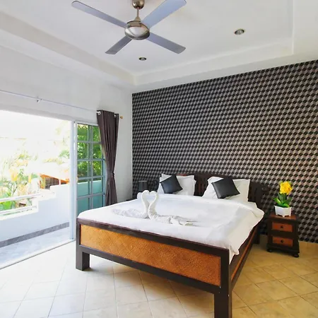 Grande Adam Private Pool วิลล่า Pattaya