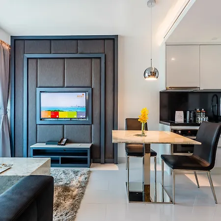 โรงแรม Amari Residences 5*