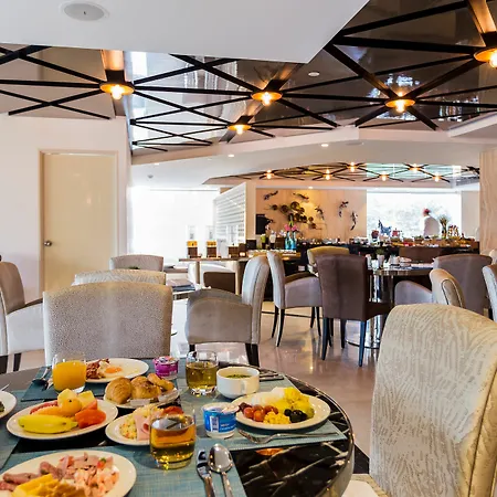 Amari Residences โรงแรม 5*