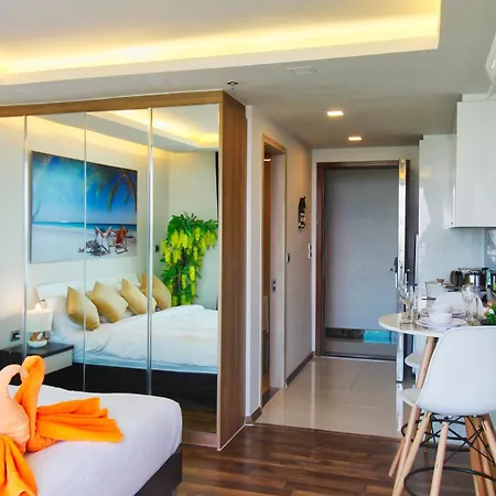 The Peak Towers - Luxury High Floor Ocean View - 2 Pools & Gym อพาร์ทเม้น
