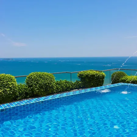 The Peak Towers - Luxury High Floor Ocean View - 2 Pools & Gym อพาร์ทเม้น