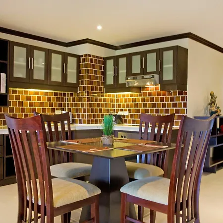 Nirvana Place Apartment *