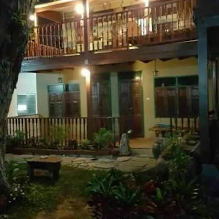 บ้านพัก Lamour's Fisherman House 2*