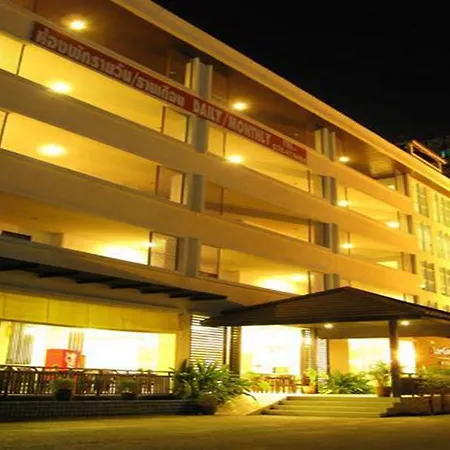 โรงแรม The Zen 3*