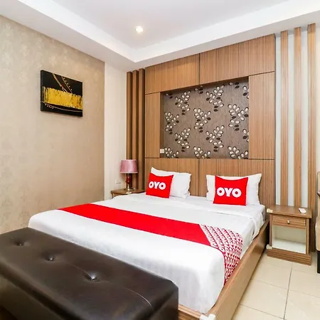 โรงแรม Oyo 146 Rivana Boutique By Sandara Pattaya