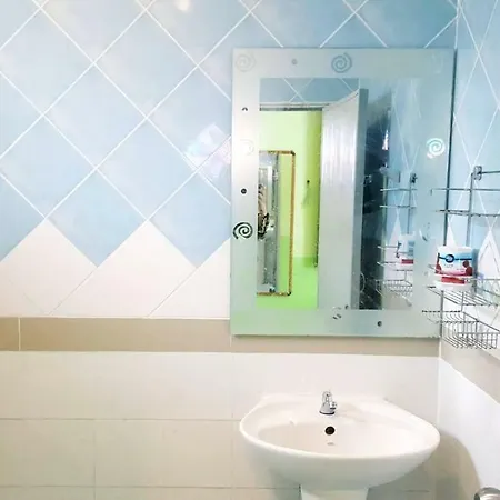 โรงแรม Mawin House เกาะล้าน 2*