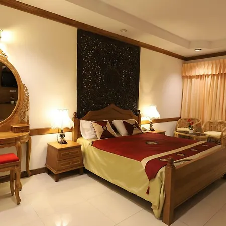 Right Spot Hotel *