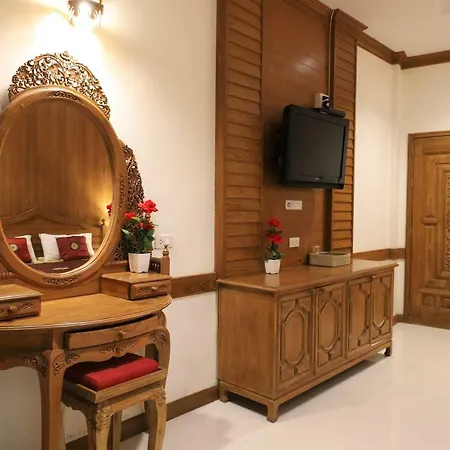 Right Spot Hotel Pattaya