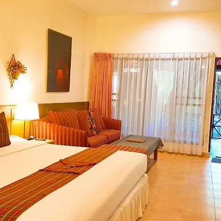 Birds And Bees 3* Pattaya