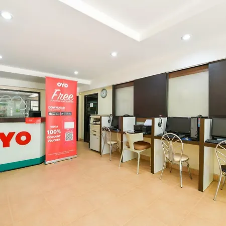 โรงแรม Oyo 273 M Place