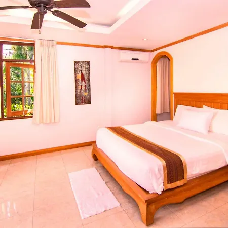 Villa Grand Condo Lotus Pool Villa Near The Beach Pattaya