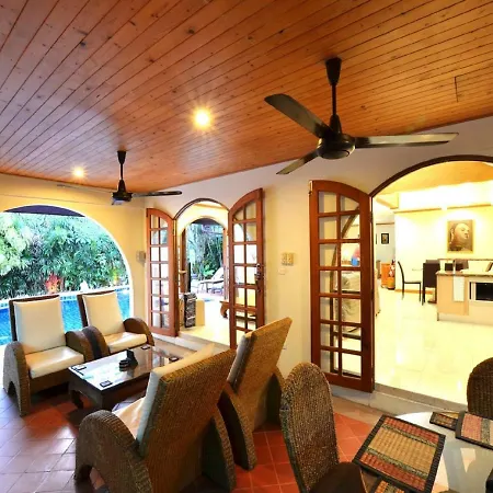 Grand Condo Lotus Pool Villa Near The Beach Villa *