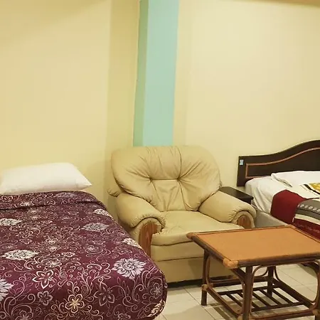 Inn Parinya's 2*