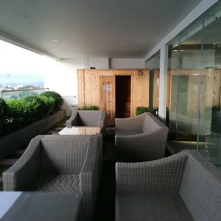 อพาร์ทเม้น The Peak Towers Sea View Pattaya