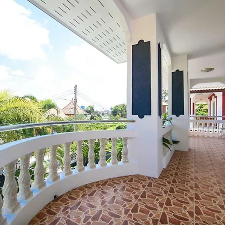 Exquisite Pool D บ้านพัก *