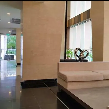 Apartment The Peak Towers *