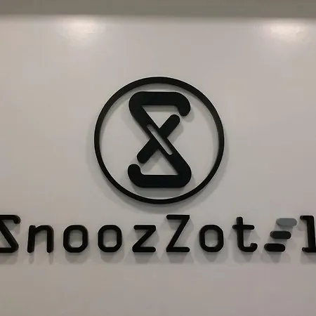 Snoozzotel 3*