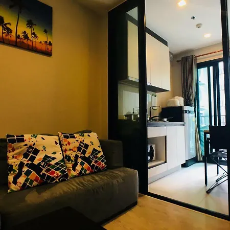 The Base By Mickey อพาร์ตโฮเทล Pattaya