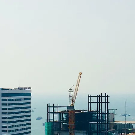อพาร์ตโฮเทล The Base By Mickey Pattaya
